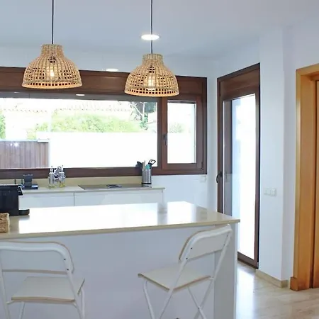 Villa De Lujo Cerca De La Playa